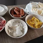 安达伊利安达住宿加早餐旅馆 住宿加早餐酒店 4*