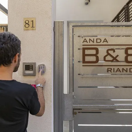 Anda E Rianda فندق مبيت وإفطار 4*